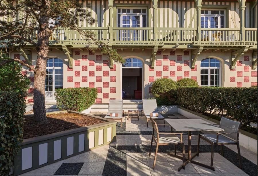 Hotel Barriere Le Normandy Deauville Eksteriør billede